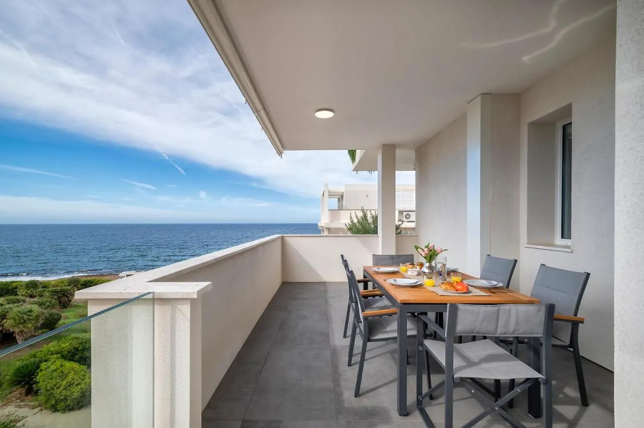 The Seashore - Residenze Esclusive Vista Mare Alghero 0*,